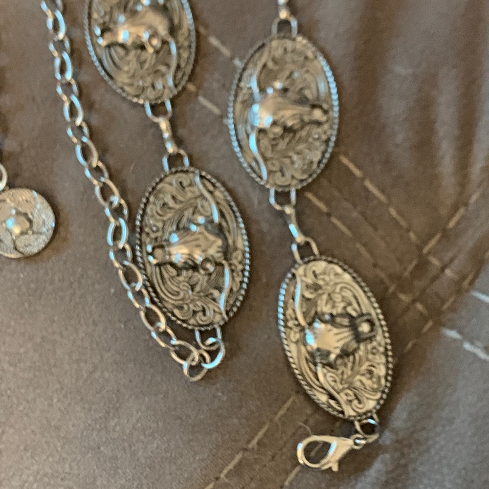 Concho Silver Oval Link  Belt - Picture 3 of 5